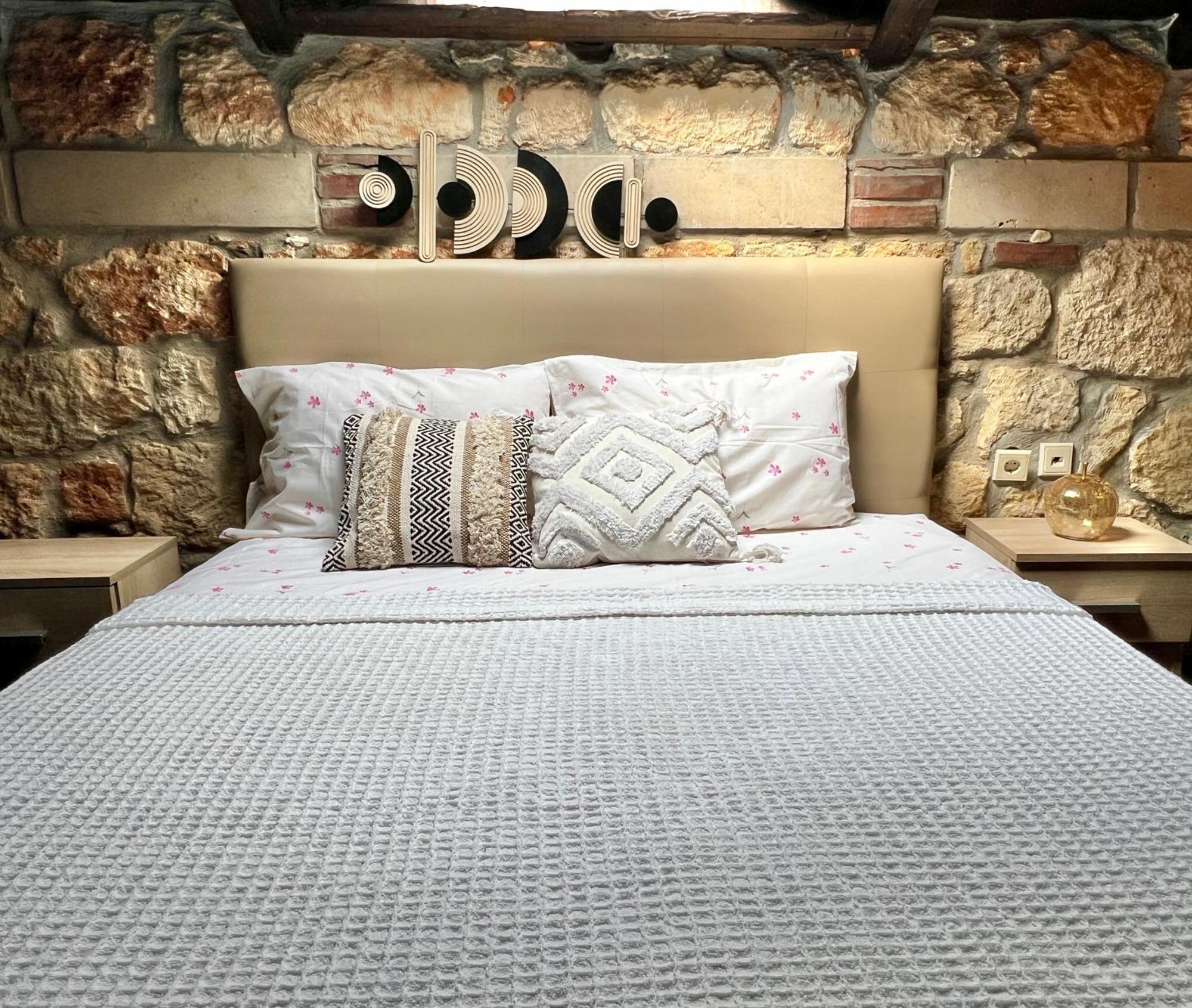 منزل الضيف بساكوذيا  في Boutique Stone House المظهر الخارجي الصورة