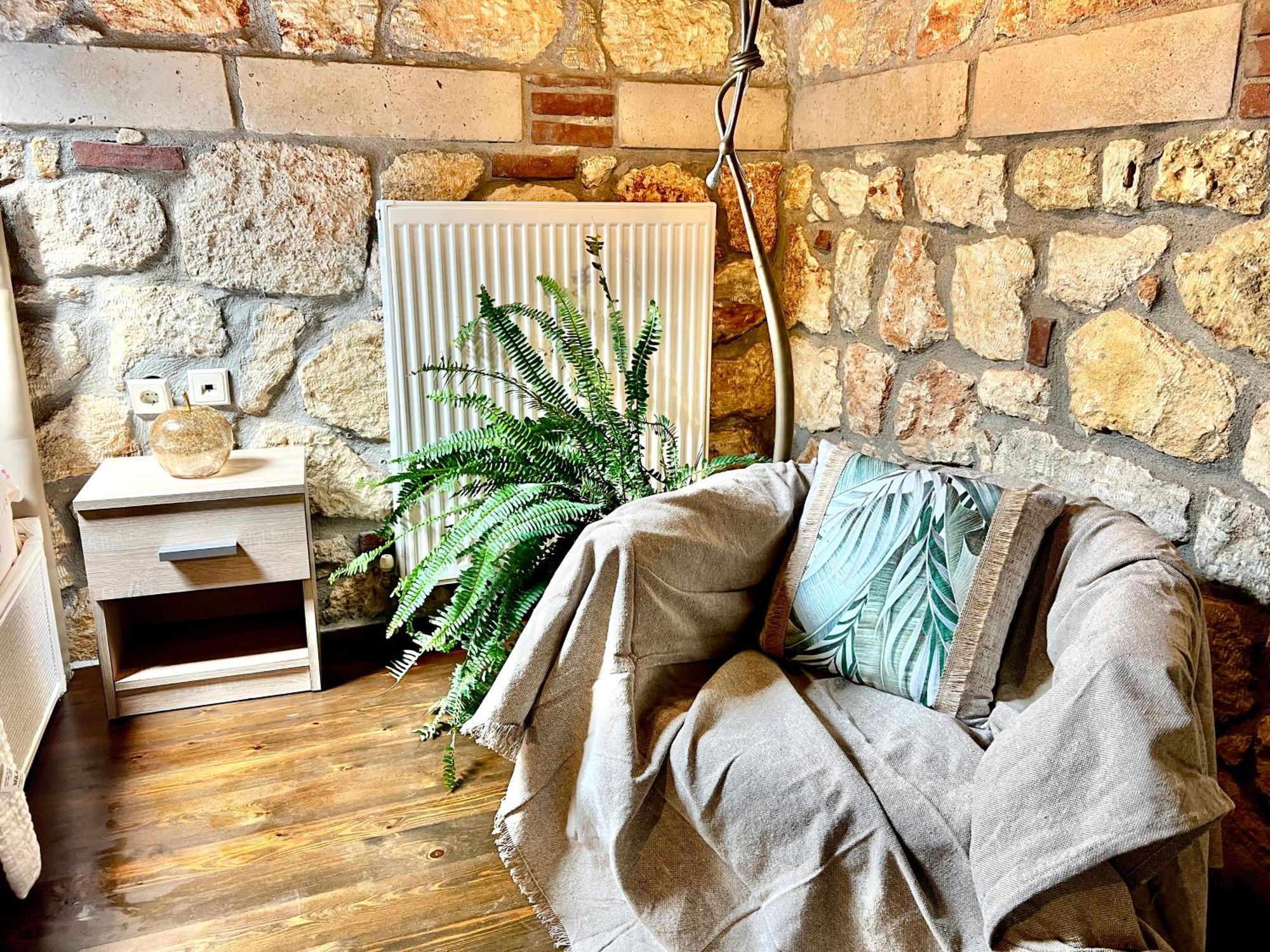 منزل الضيف بساكوذيا  في Boutique Stone House المظهر الخارجي الصورة