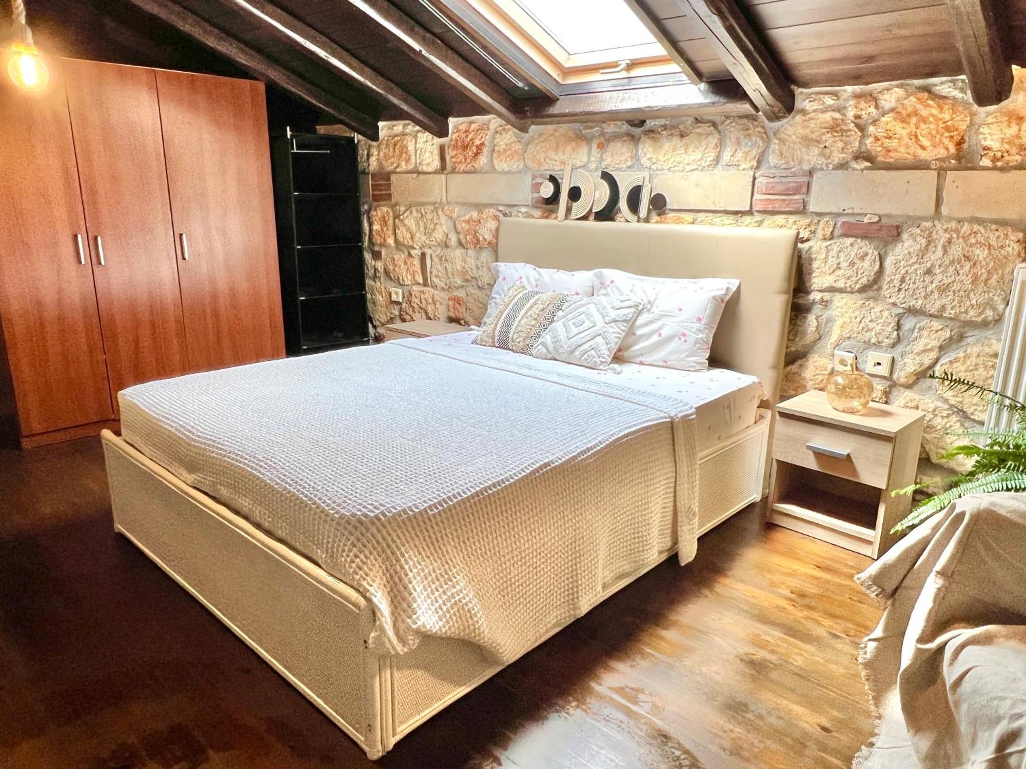 منزل الضيف بساكوذيا  في Boutique Stone House المظهر الخارجي الصورة